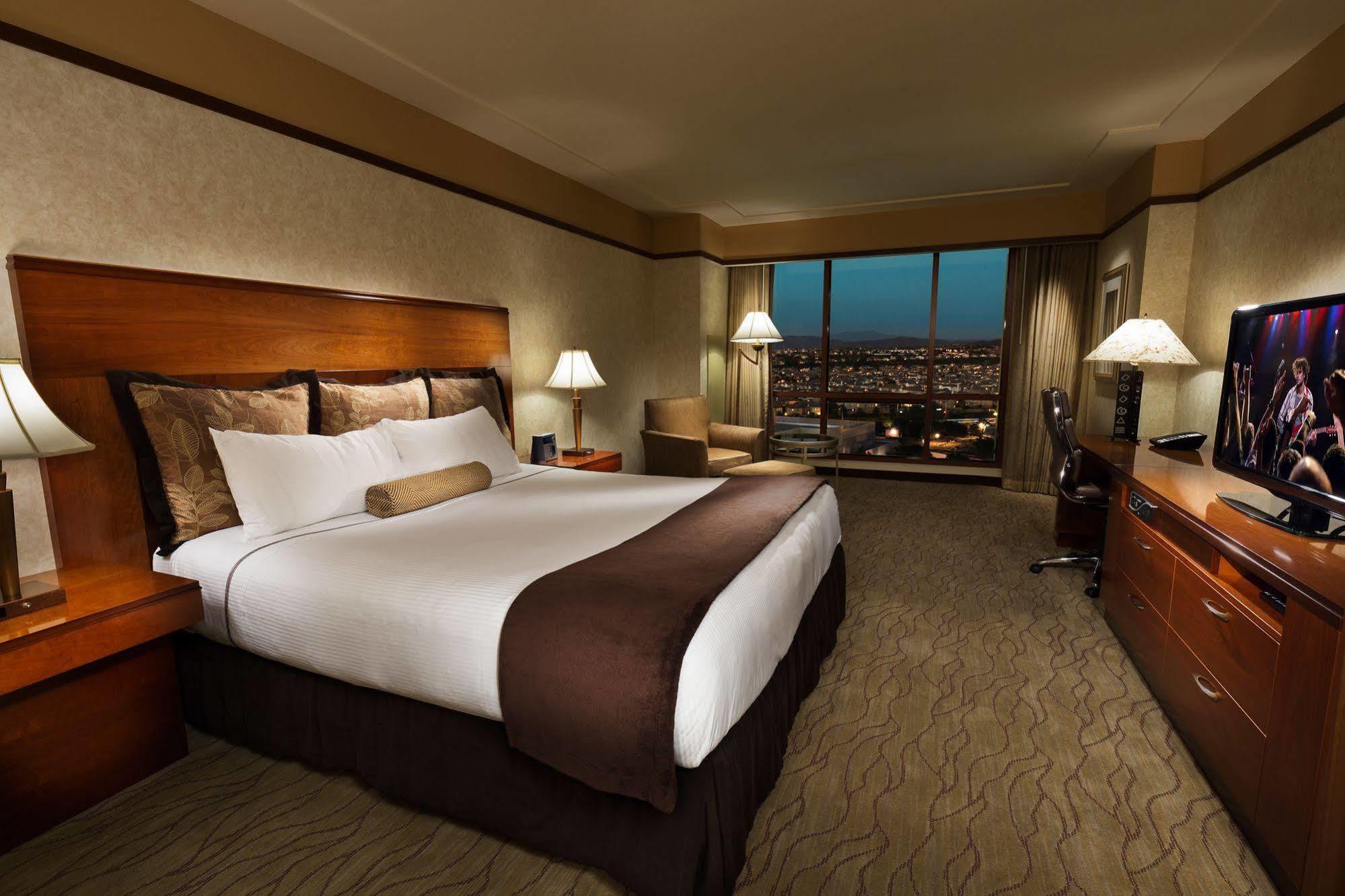 Pechanga Resort Casino Temecula Exterior photo